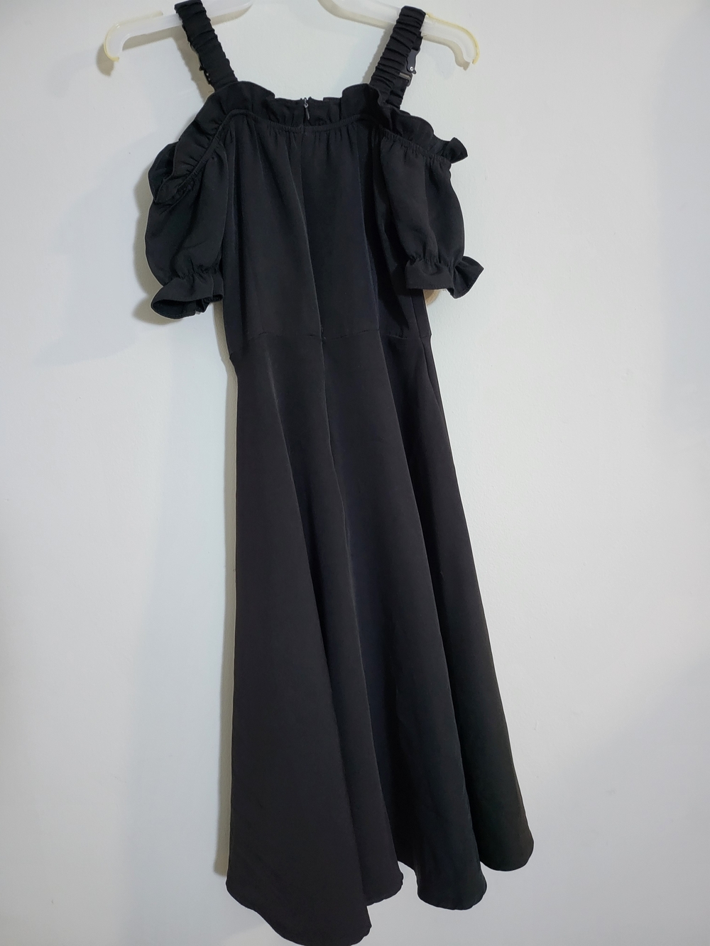 Women’s Black Off-Shoulder Midi Dress
